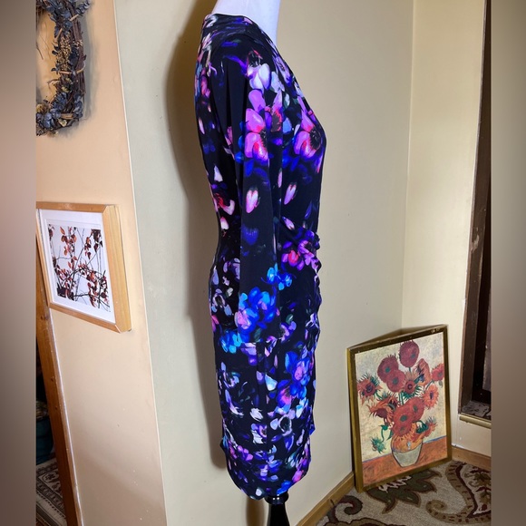 Vintage CACHE Size Large Floral Dress Keyhole Neck Gold Hardware Gathered Wrap - Picture 8 of 15